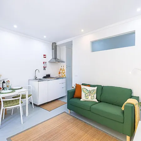 Апартаменты Apartamento Pateo Das Cantigas